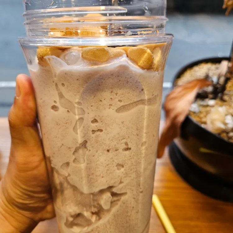 컴포즈커피 사진