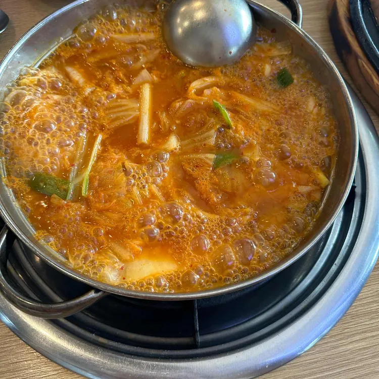 주막례 묵은지 김치찌개 사진