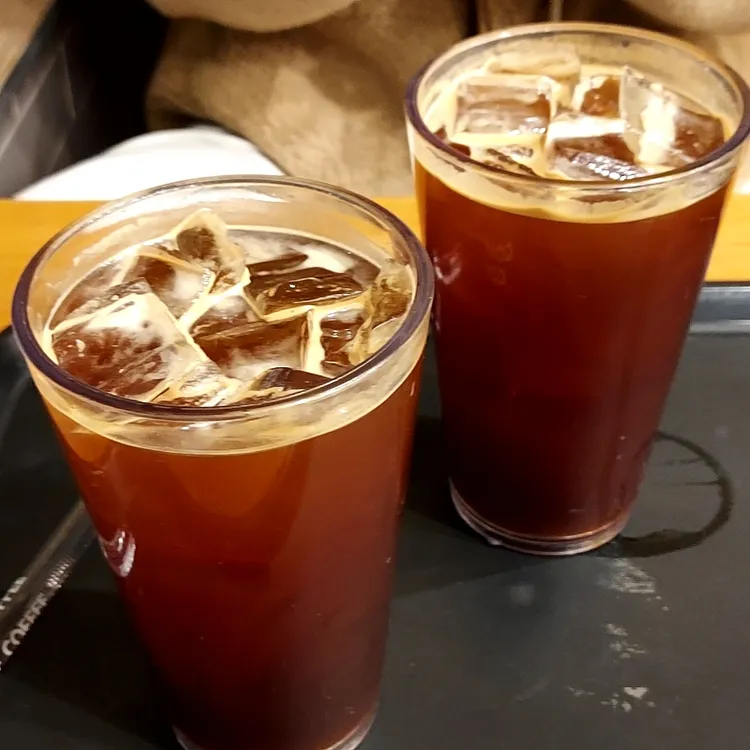 컴포즈커피 사진