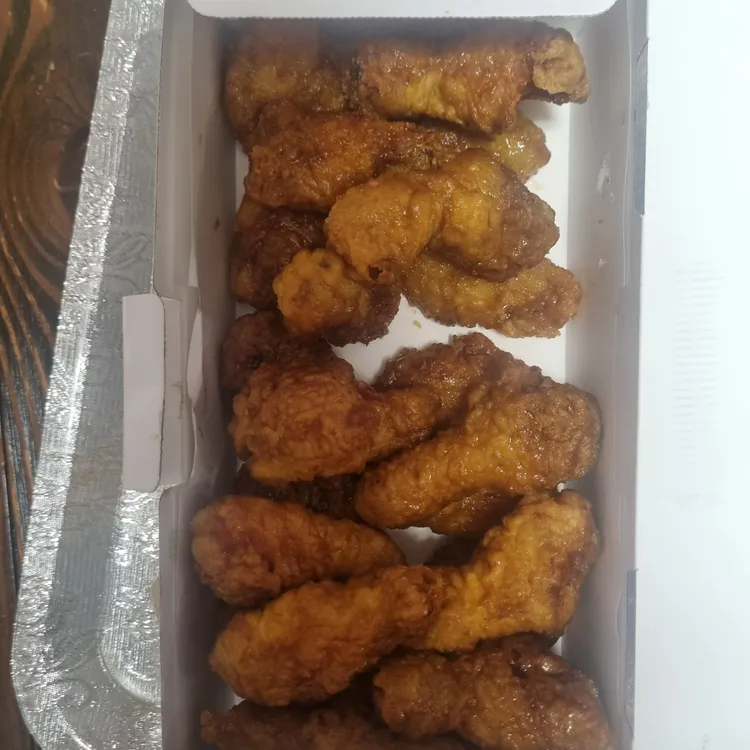 교촌치킨 사진