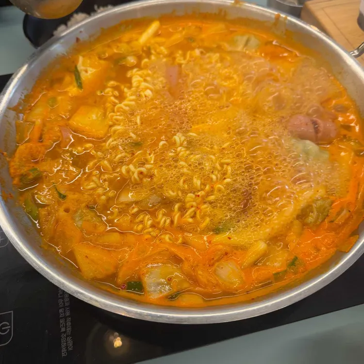 92찌개100반 사진