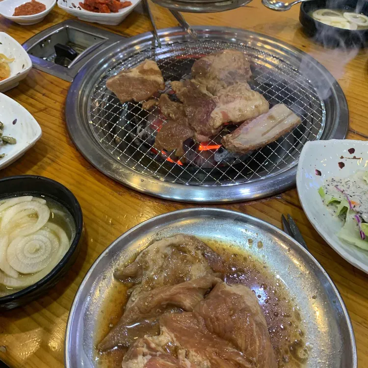 노적봉 숯불갈비 사진