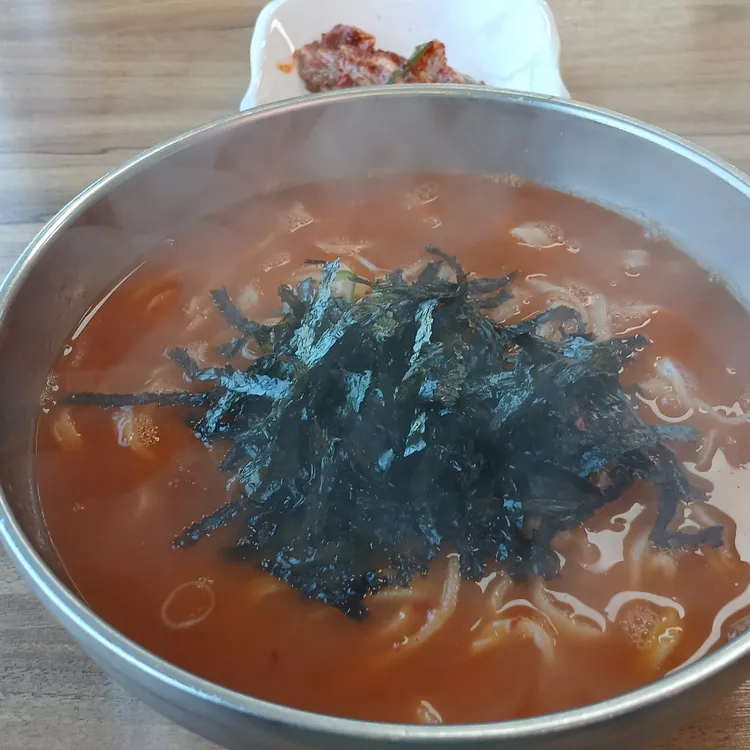 가평엉터리칼국수 사진