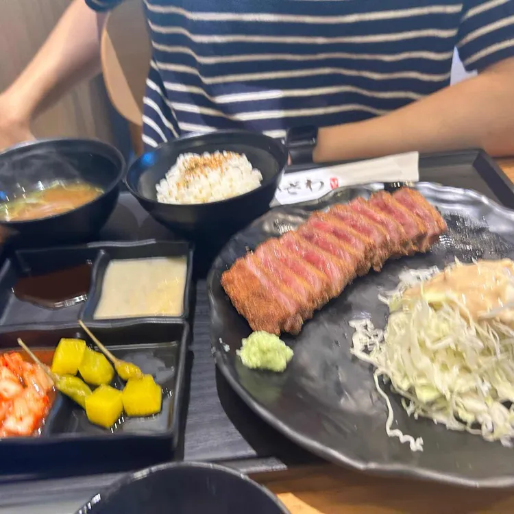 이자와 사진
