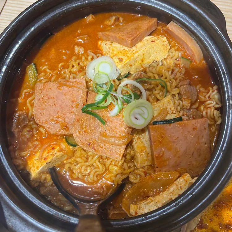 밥장인 돼지찌개 사진