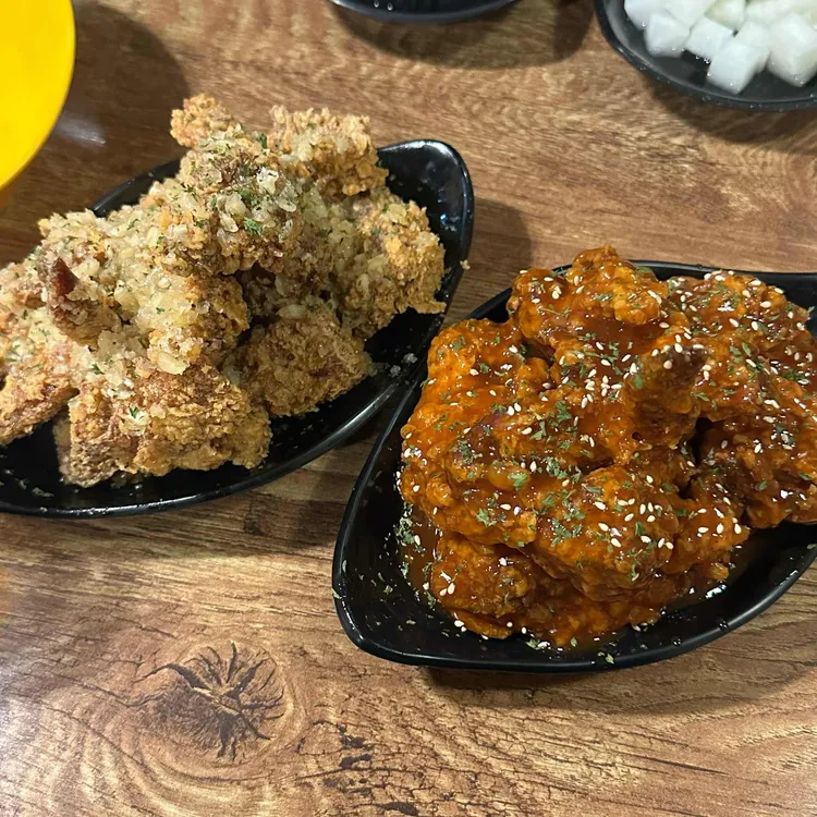 치타치킨 사진