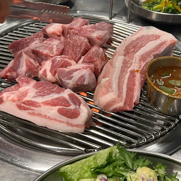 돈사돈 사진