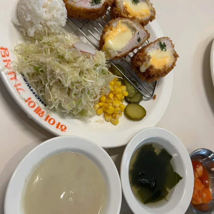 하이웨이 기사식당 사진