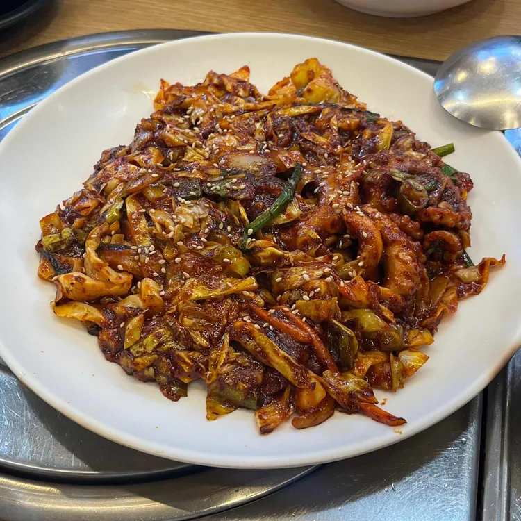 김흥관힘센낙지마당 사진