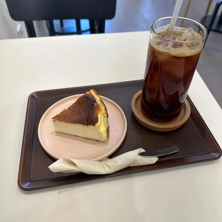 애크미 케이크 사진