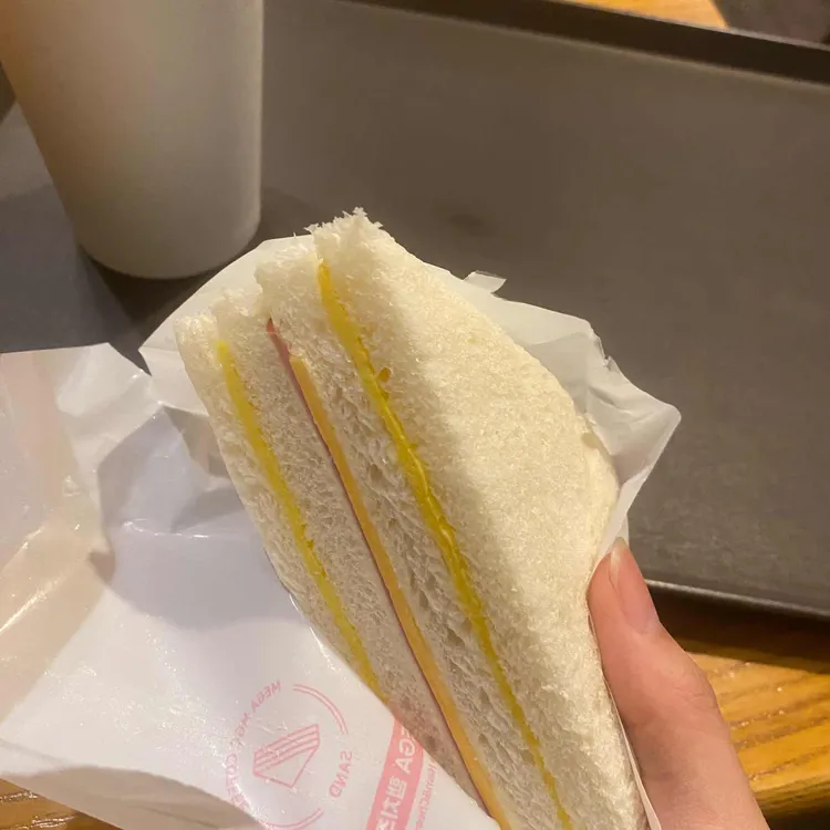 메가커피 사진