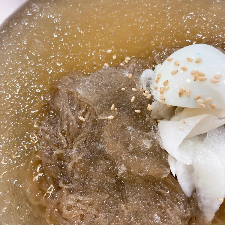 육쌈냉면 사진