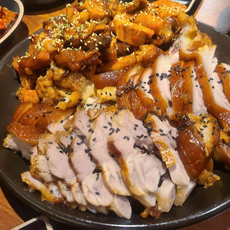더맛있는족발보쌈 사진