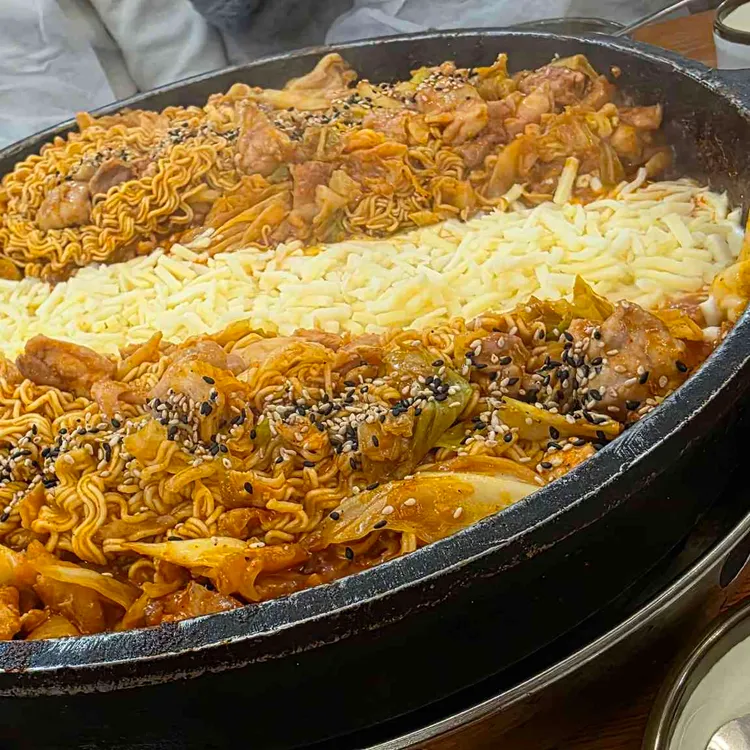 장인닭갈비 사진