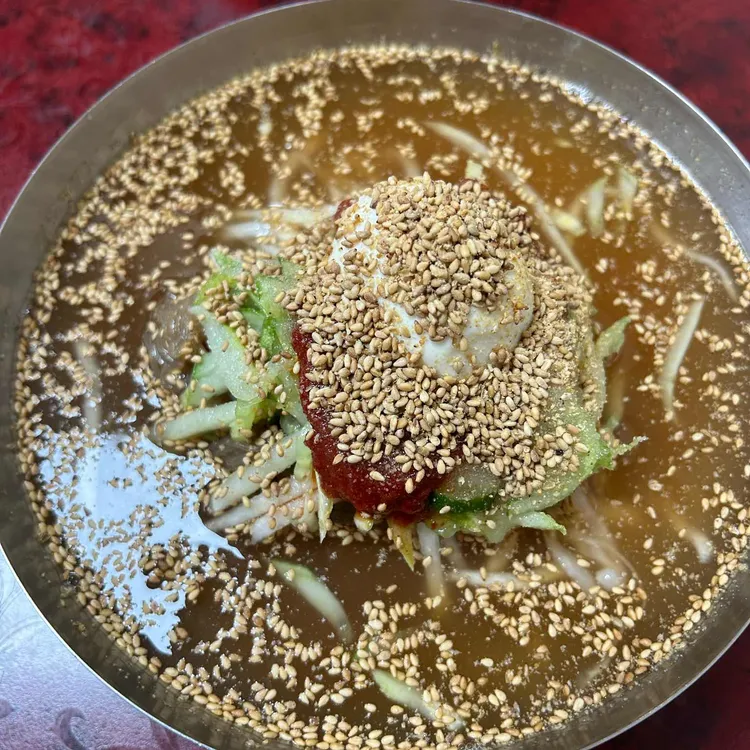 곰보냉면 사진