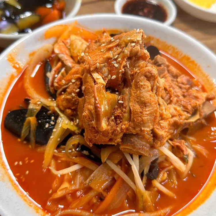 연하루 뼈대짬뽕 사진