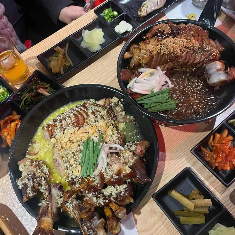 마왕족발 사진