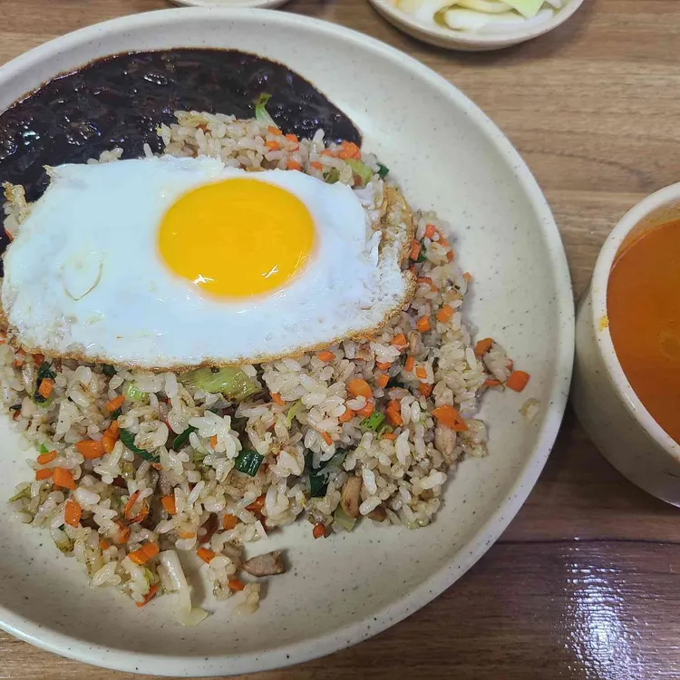 만리홍반점 사진