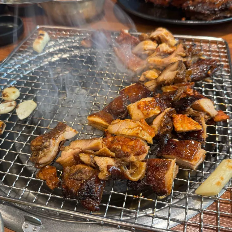 밤새우는닭 사진