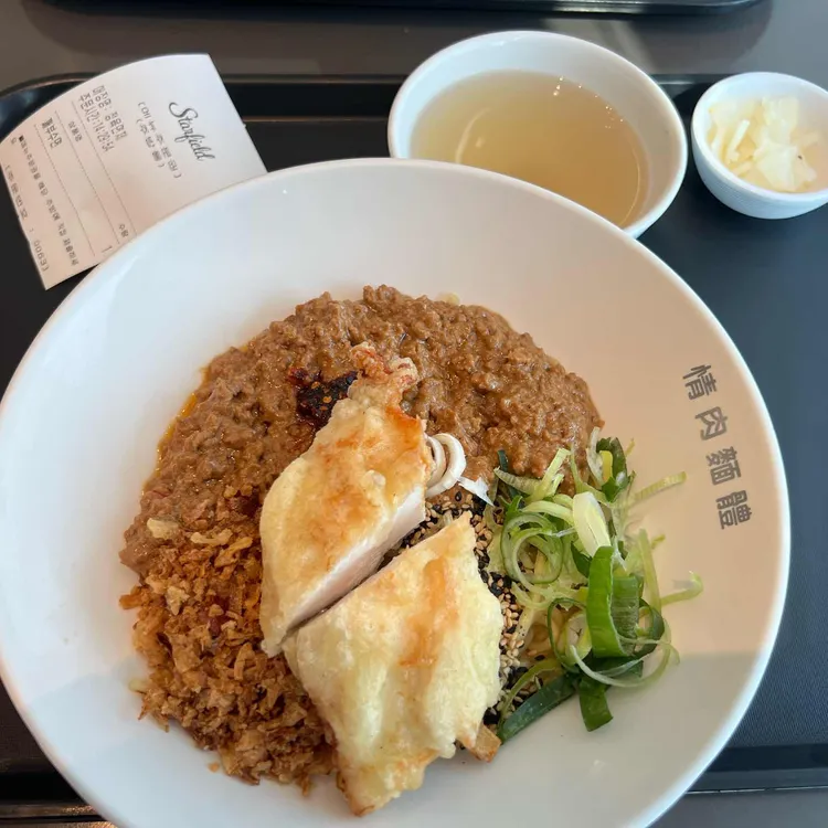 정육면체 사진