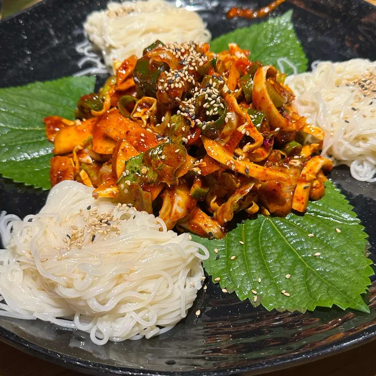 소굴 사진