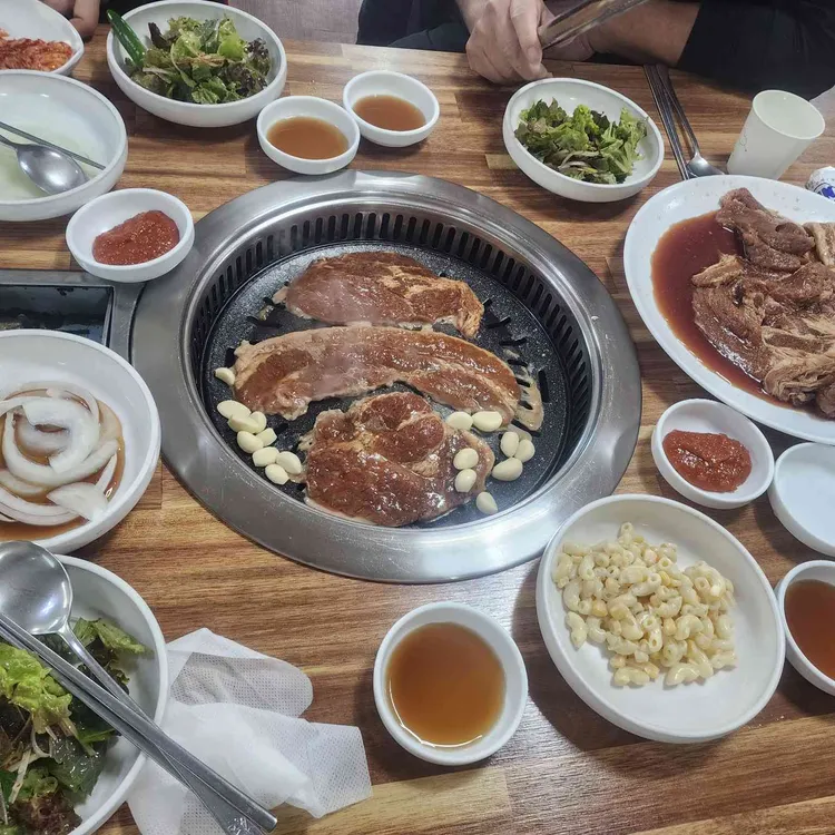 팔우정숯불촌 사진