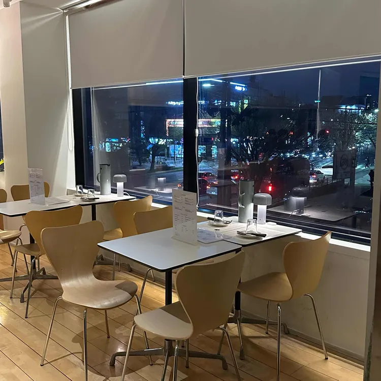 커드 사진