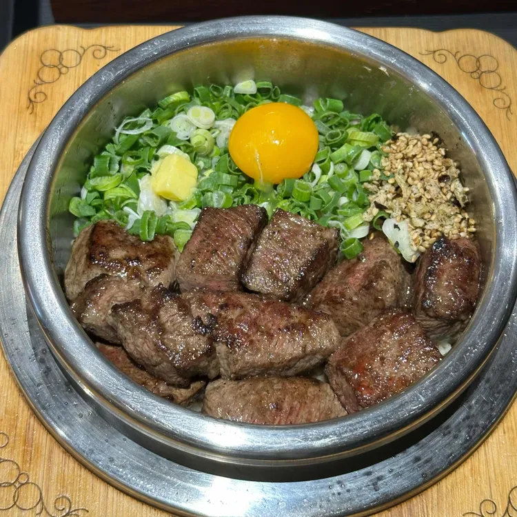 탐솥 사진