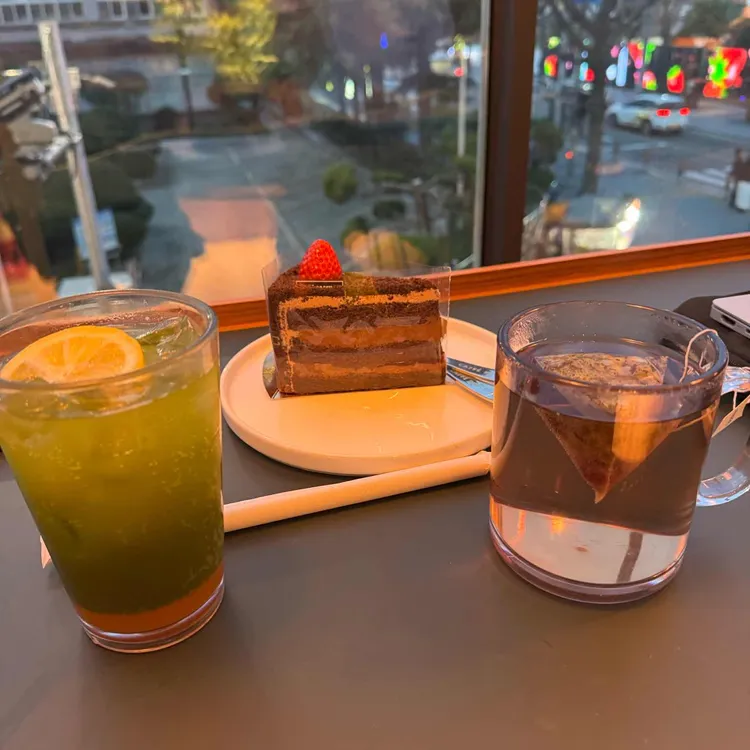 파스쿠찌 사진