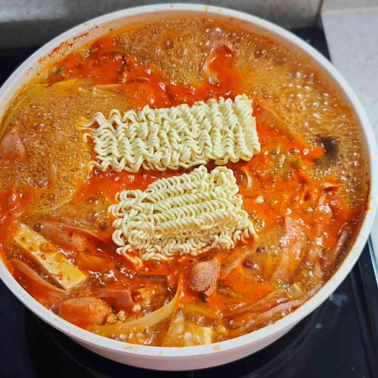 땅스부대찌개 사진