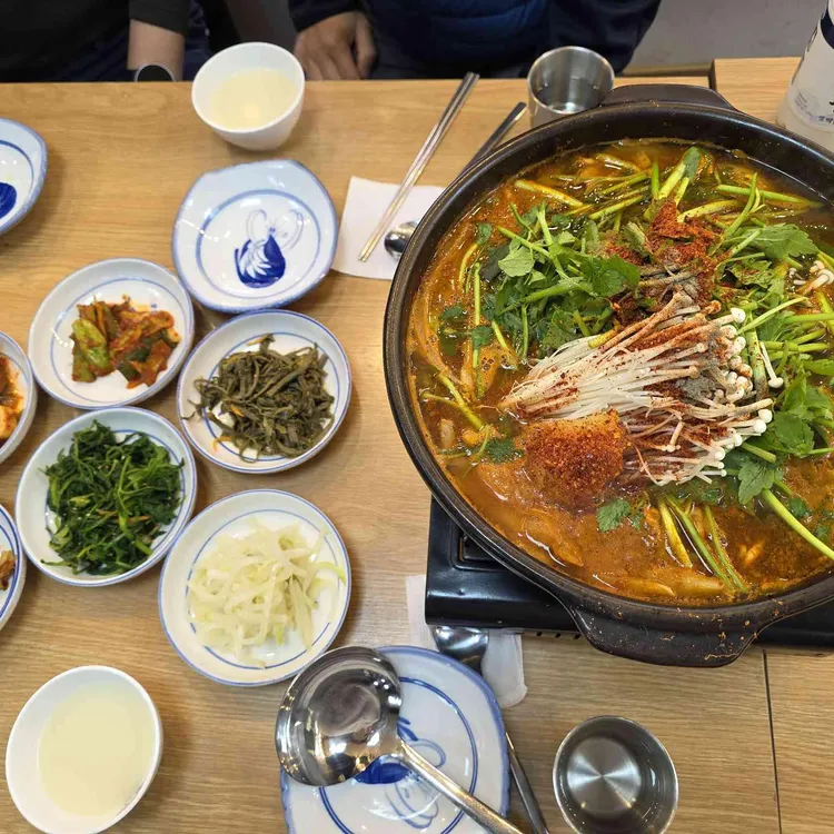 황금연못 사진