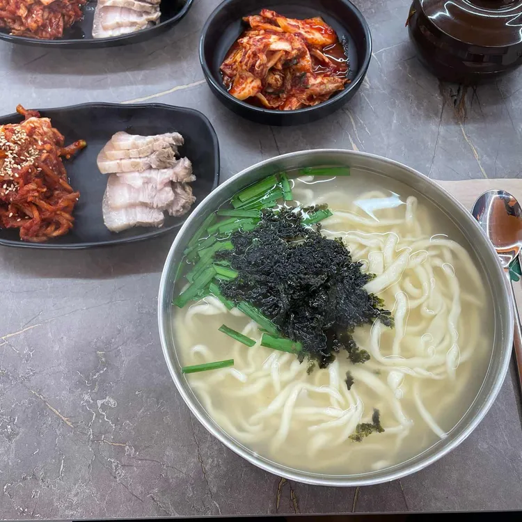 김경자 원조손칼국수&보쌈 사진