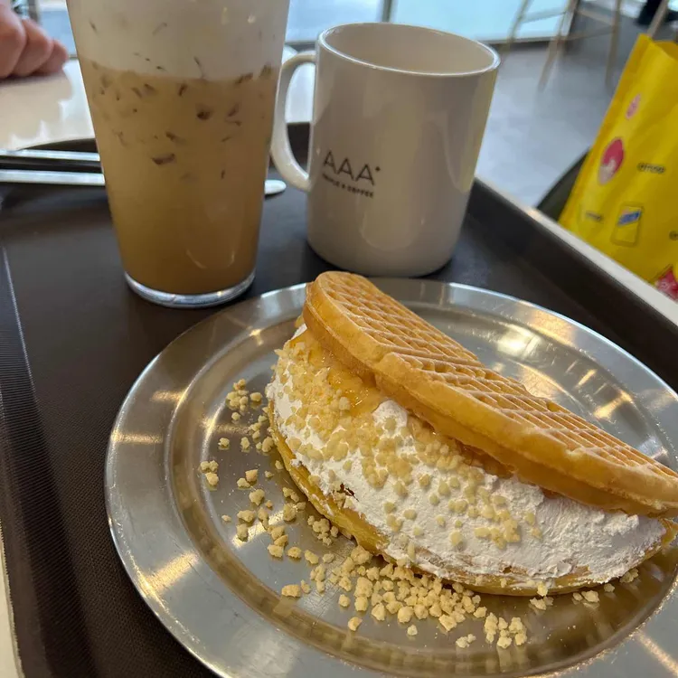 트리플에이커피 사진