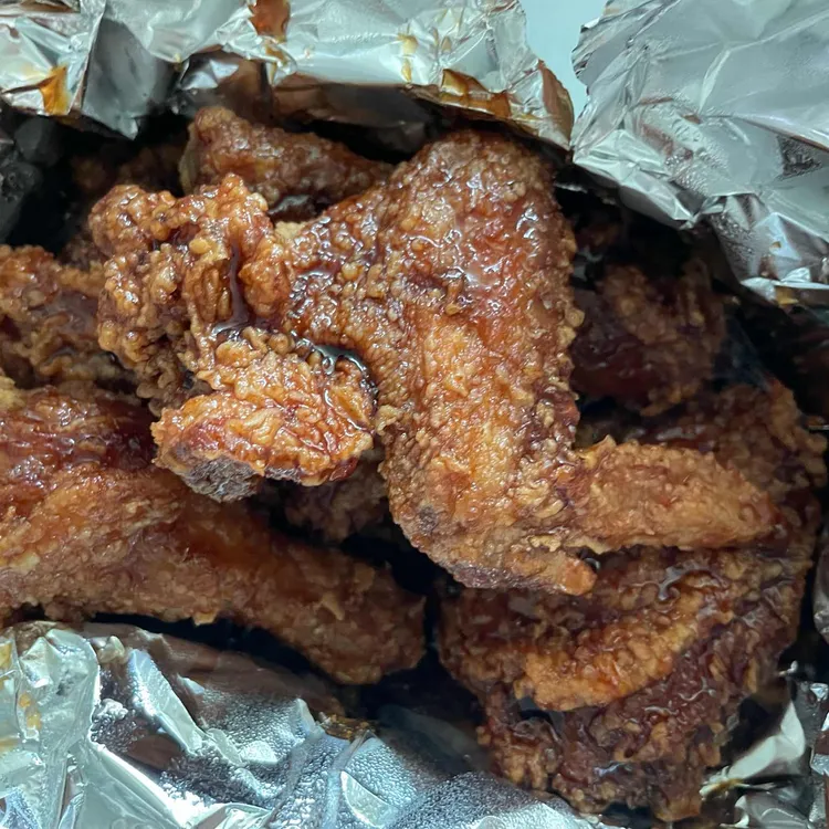 청년치킨 사진