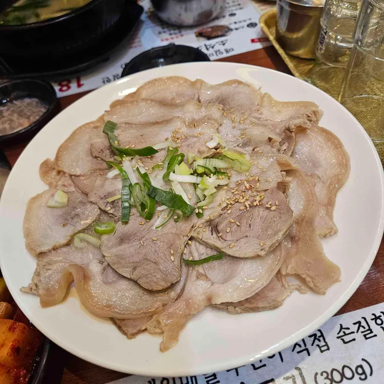 종가24시순대국밥 돼지국밥 . 육개장 곱창순대전골 사진