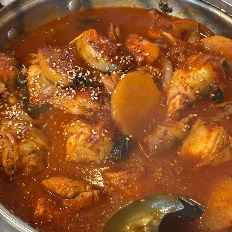 신주닭발 사진