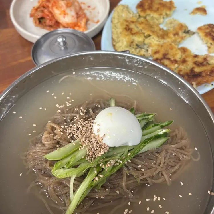 황해 냉면 순모밀 칼국수 사진