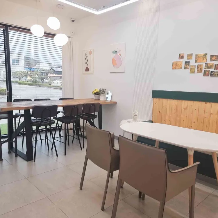 더242cafe 사진