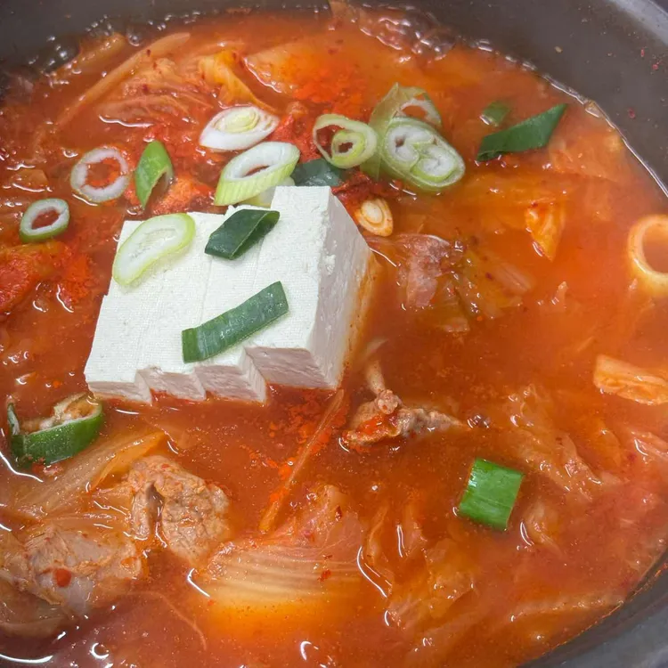 백채김치찌개 사진