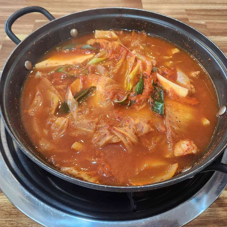 얼큰이찌개집 사진
