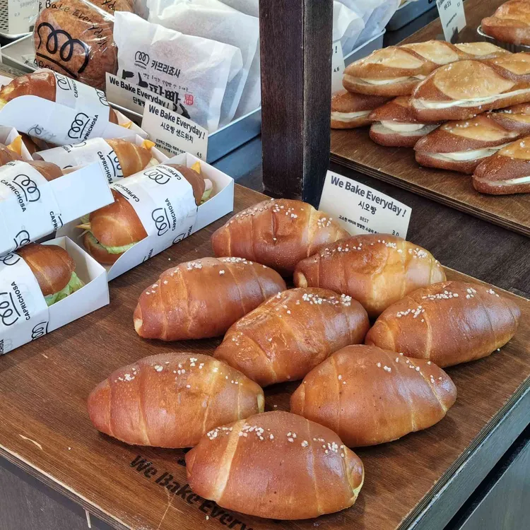 카프리쵸사 사진