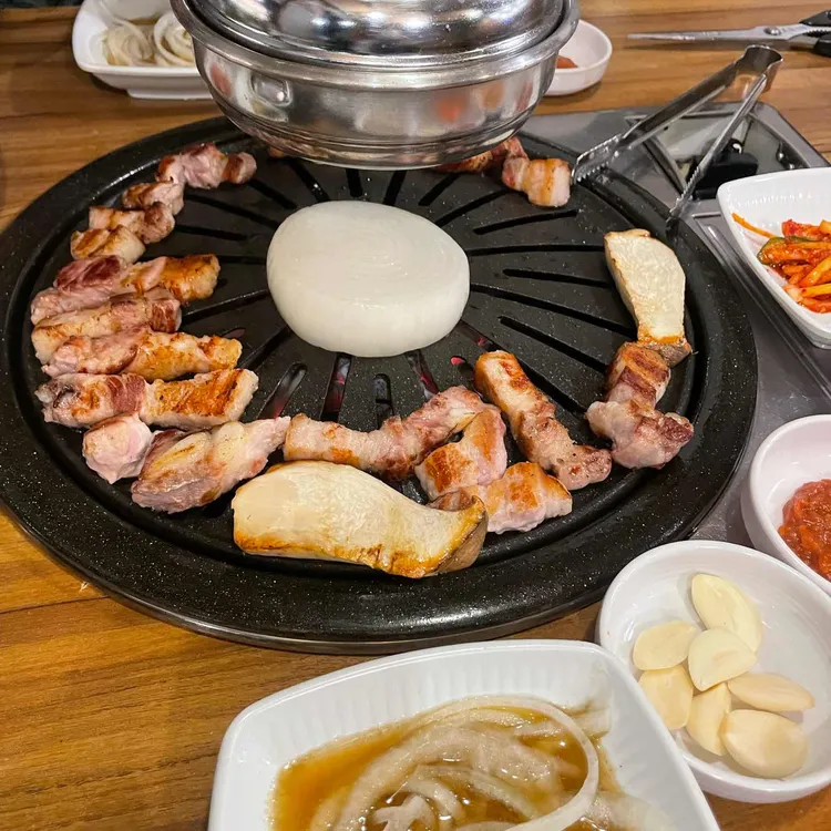 돈에뜰 숯불구이 사진