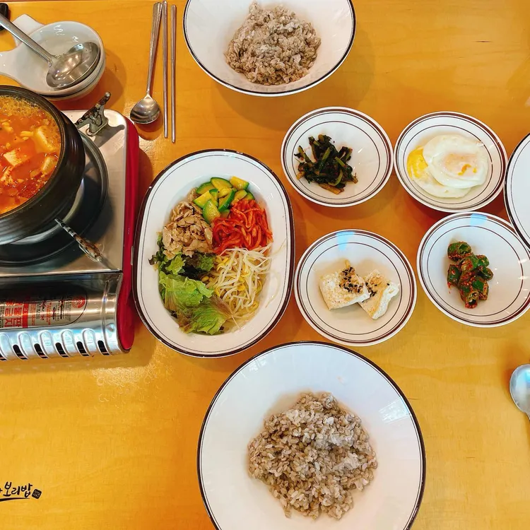 청국장과보리밥 사진
