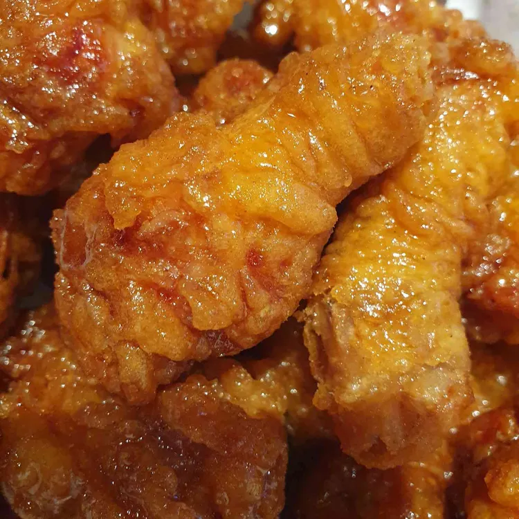 교촌치킨 사진