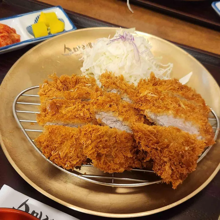 스미레돈카츠 사진