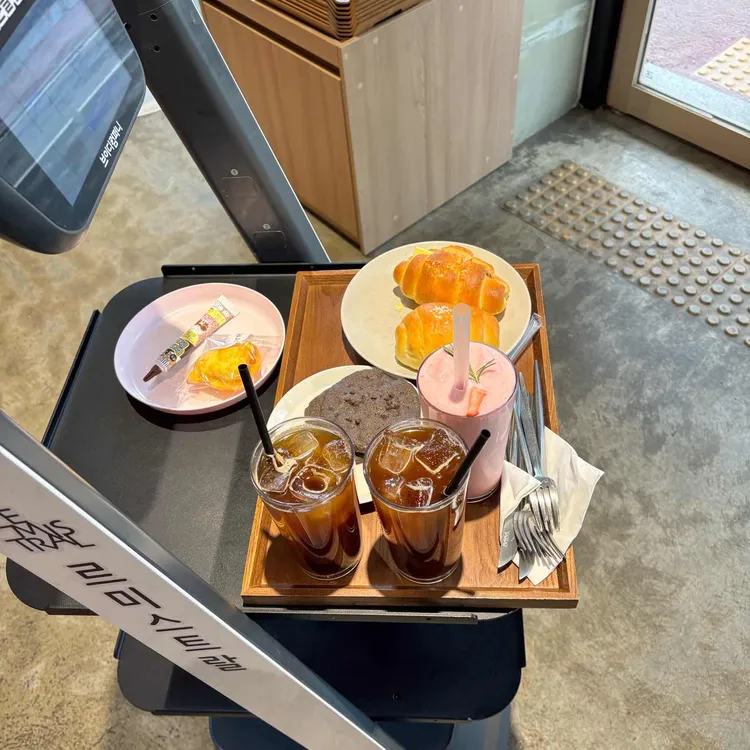 르 미스트랄 사진