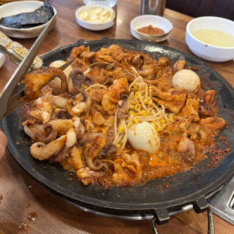 쾌걸쭈꾸미 사진