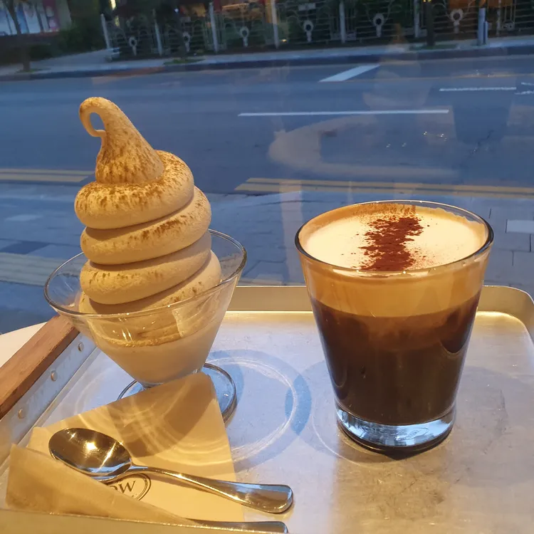 카페 드슬로우 사진