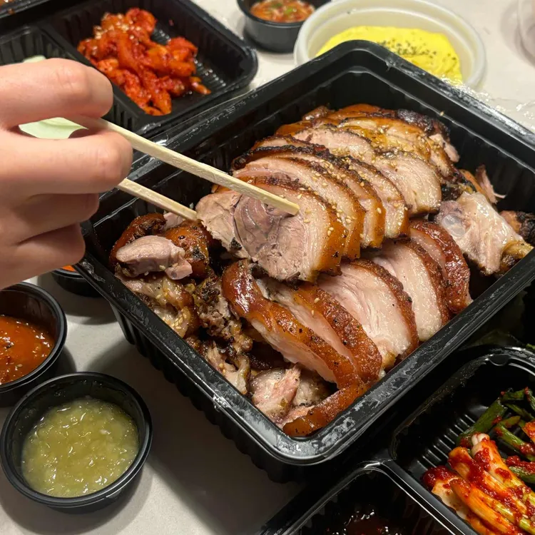 촌놈족발 사진