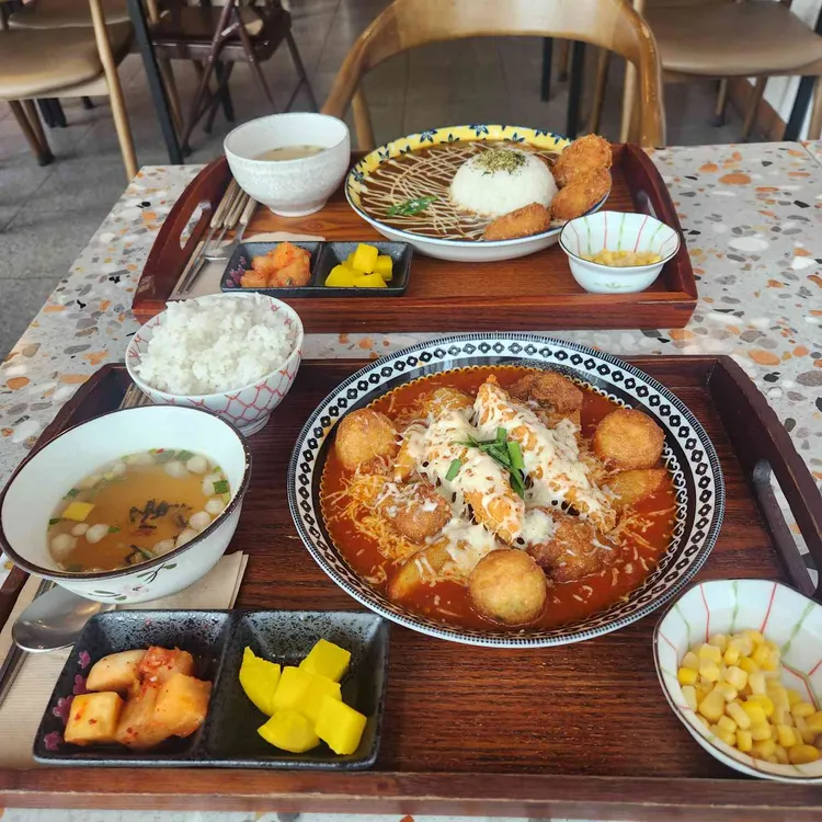 카바레식당 사진
